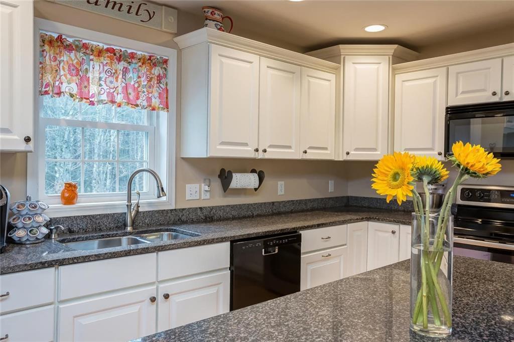 178 Heath Road Saco, ME 04072 - Photo 3 of 34 Photo