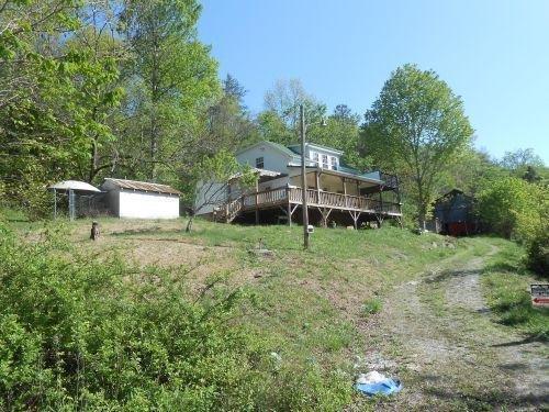 213 Chestnut Grove Road Monticello, KY 42633 - Photo 1 of 35 Primary Photo