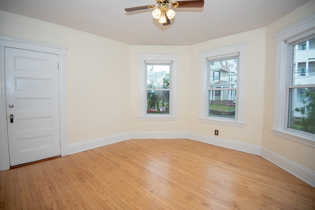31 King Philip Road Worcester, MA 01606 - Photo 8 of 26 Gallery Image 8