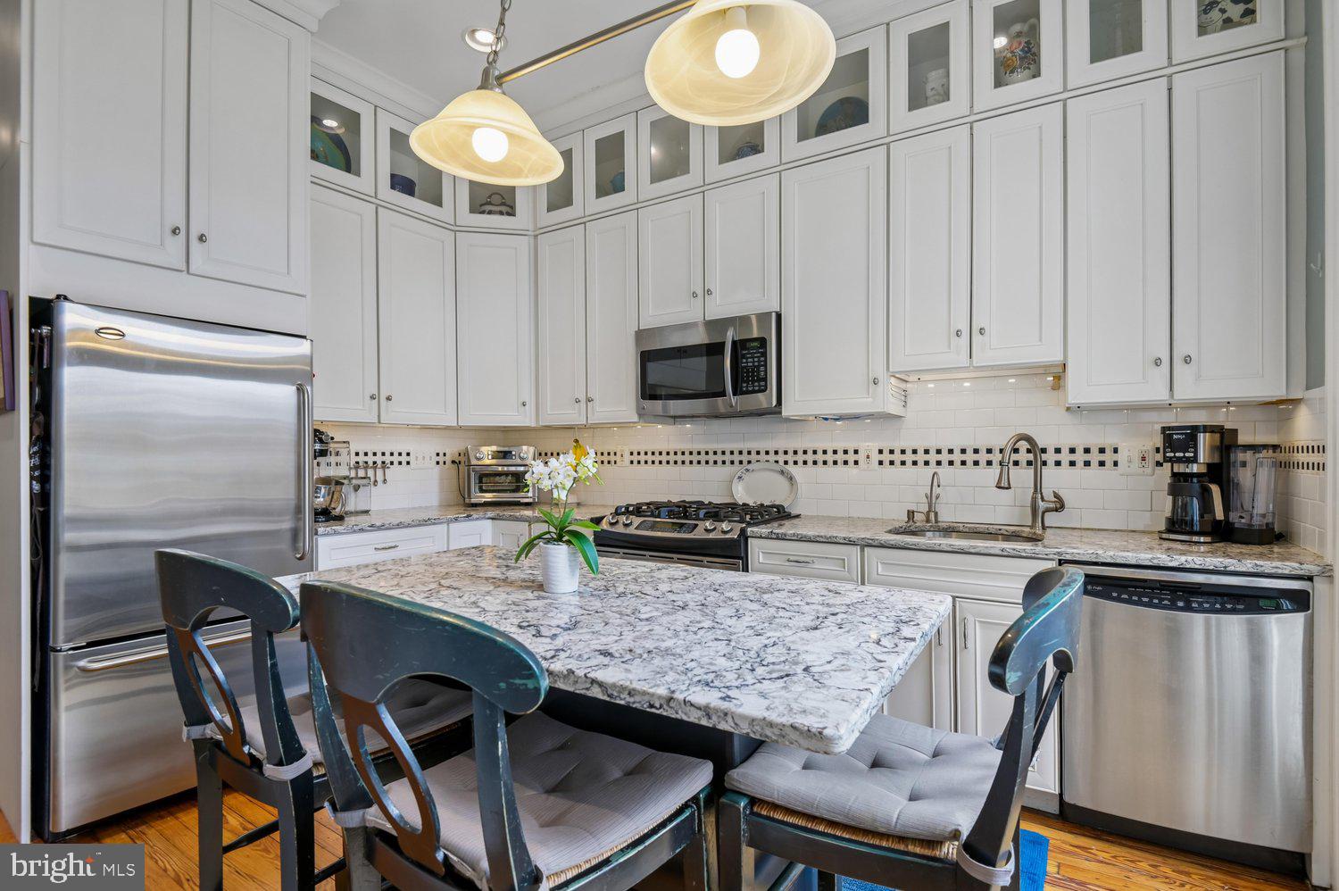 335 Warren Avenue Baltimore, MD 21230 - Photo 19 of 54 Kitchen