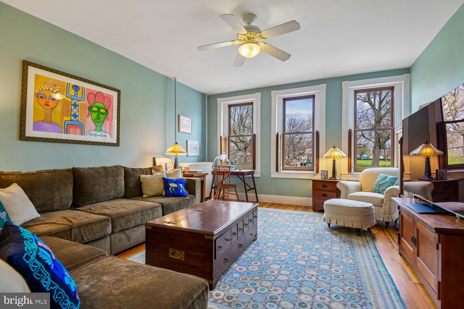 335 Warren Avenue Baltimore, MD 21230 - Photo 26 of 54 Family Room with Park View