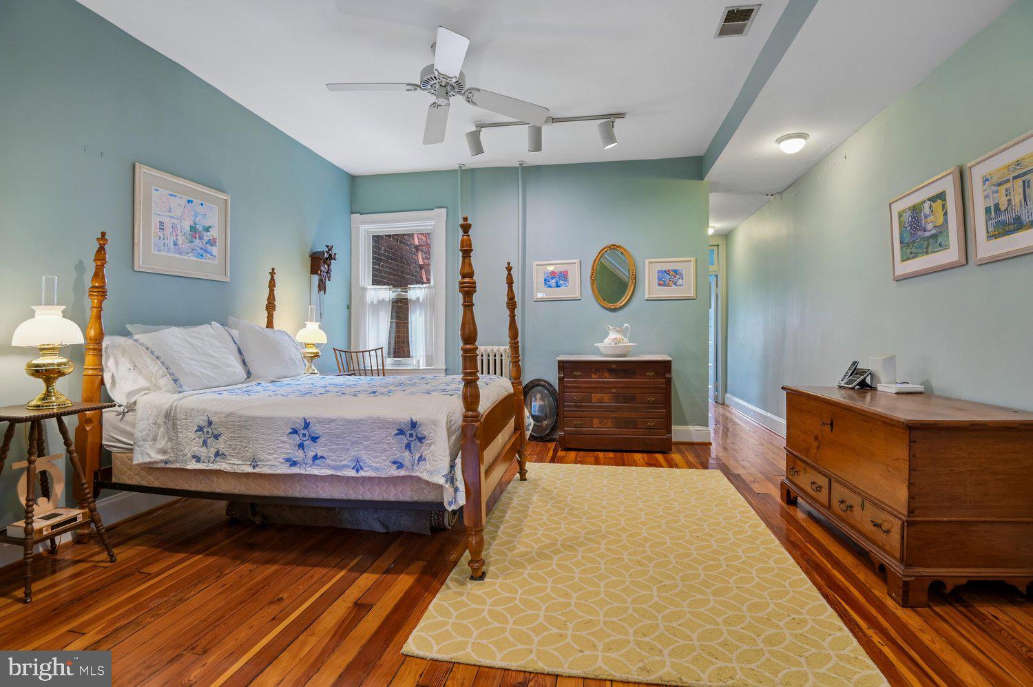 335 Warren Avenue Baltimore, MD 21230 - Photo 28 of 54 Bedroom