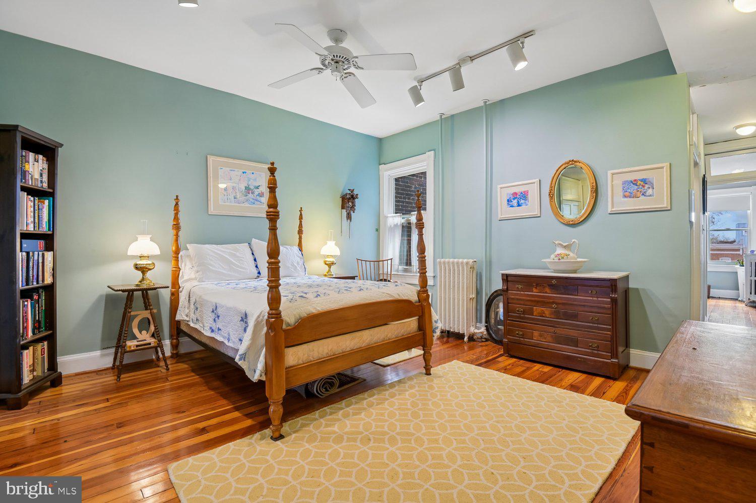 335 Warren Avenue Baltimore, MD 21230 - Photo 29 of 54 Bedroom / or Family Room Area