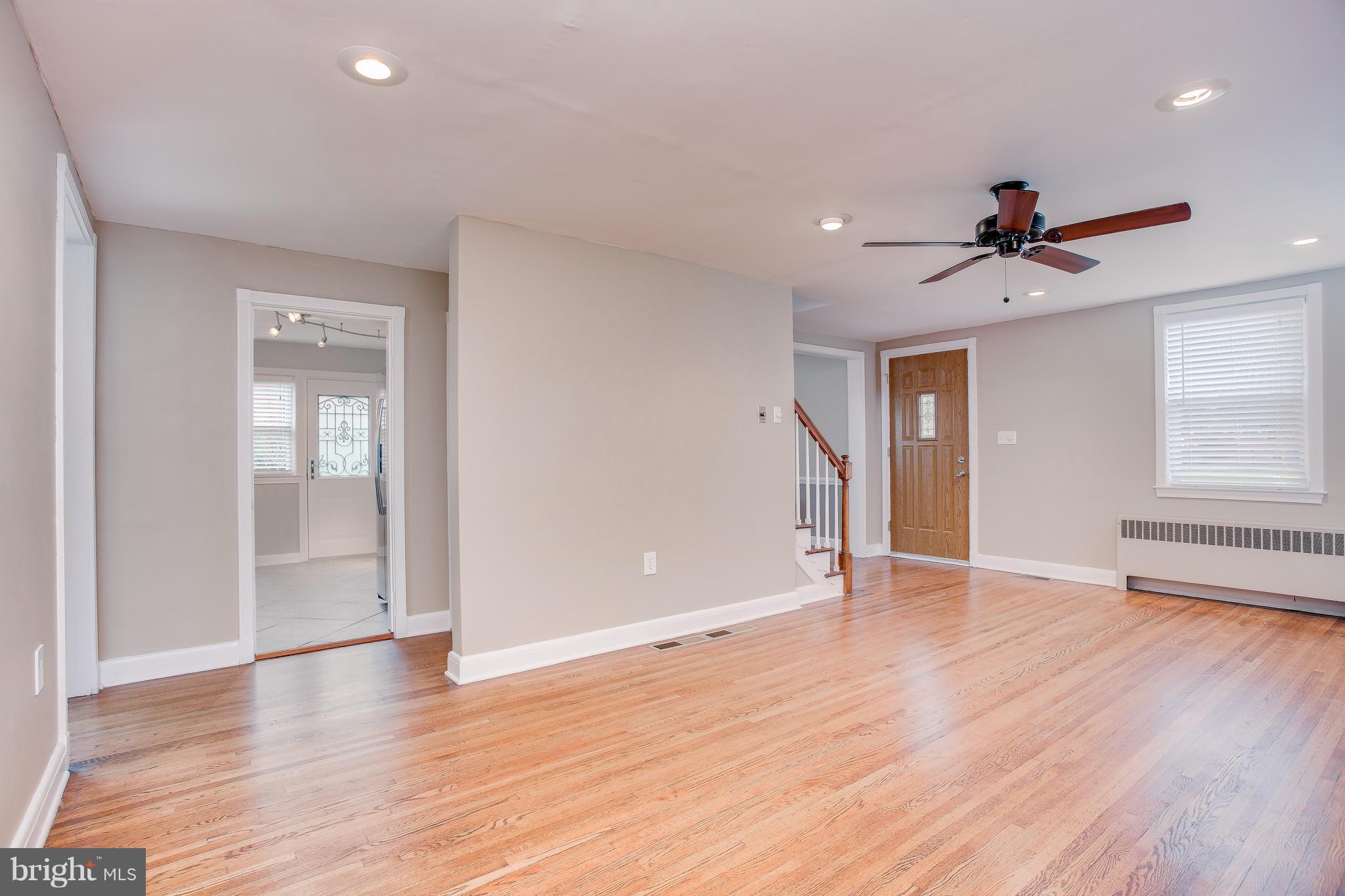 7047 Concord Road Baltimore, MD 21208 - Photo 10 of 30 Living Room