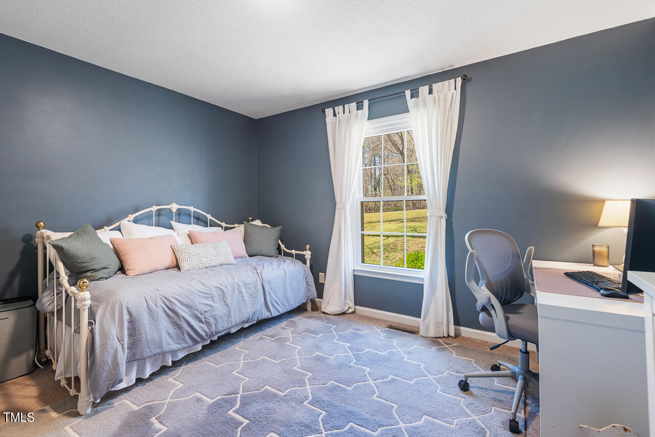 6014 Burgundy Road Durham, NC 27712 - Photo 34 of 46 39