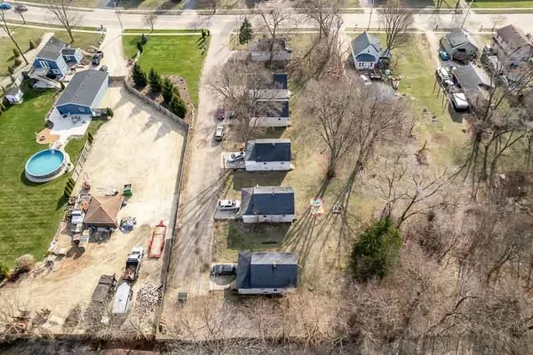 $499,000 | 826-850 Sharpes Court, Beloit, WI 53511