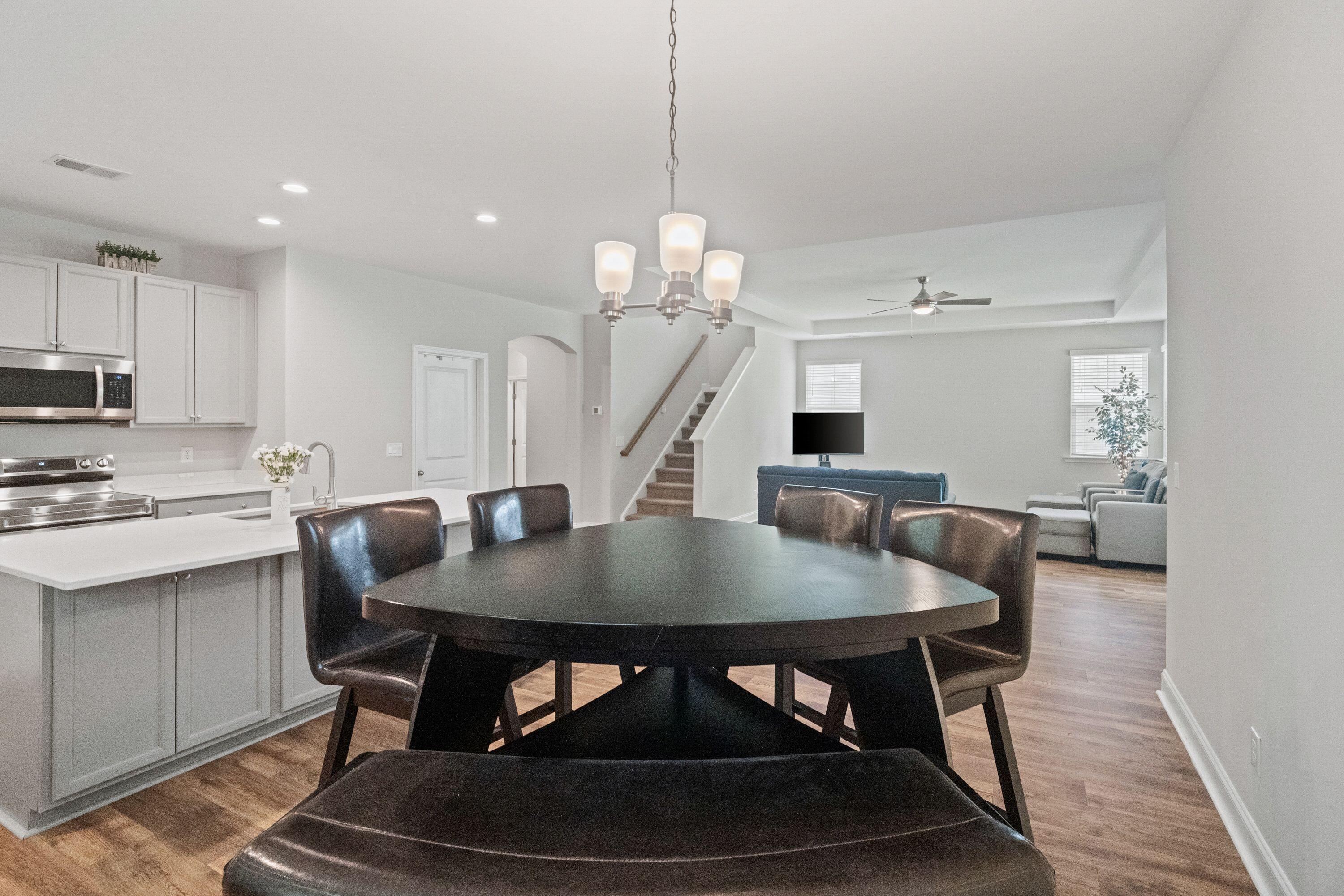 689 West Butternut Road Summerville, SC 29483 - Photo 20 of 47 .