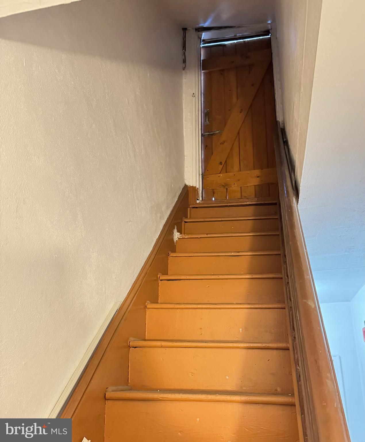 1136 South 13th Street Philadelphia, PA 19147 - Photo 7 of 14 a view of entryway