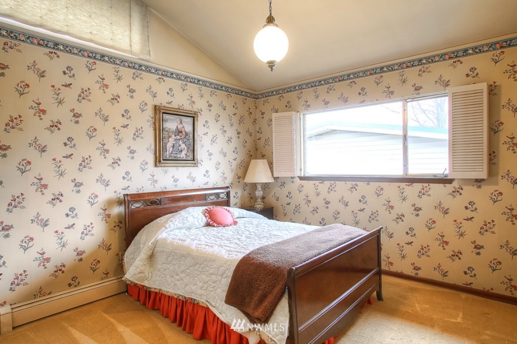 254 Seneca Avenue Northwest Renton, WA 98057 - Photo 11 of 15 Gallery Image 11
