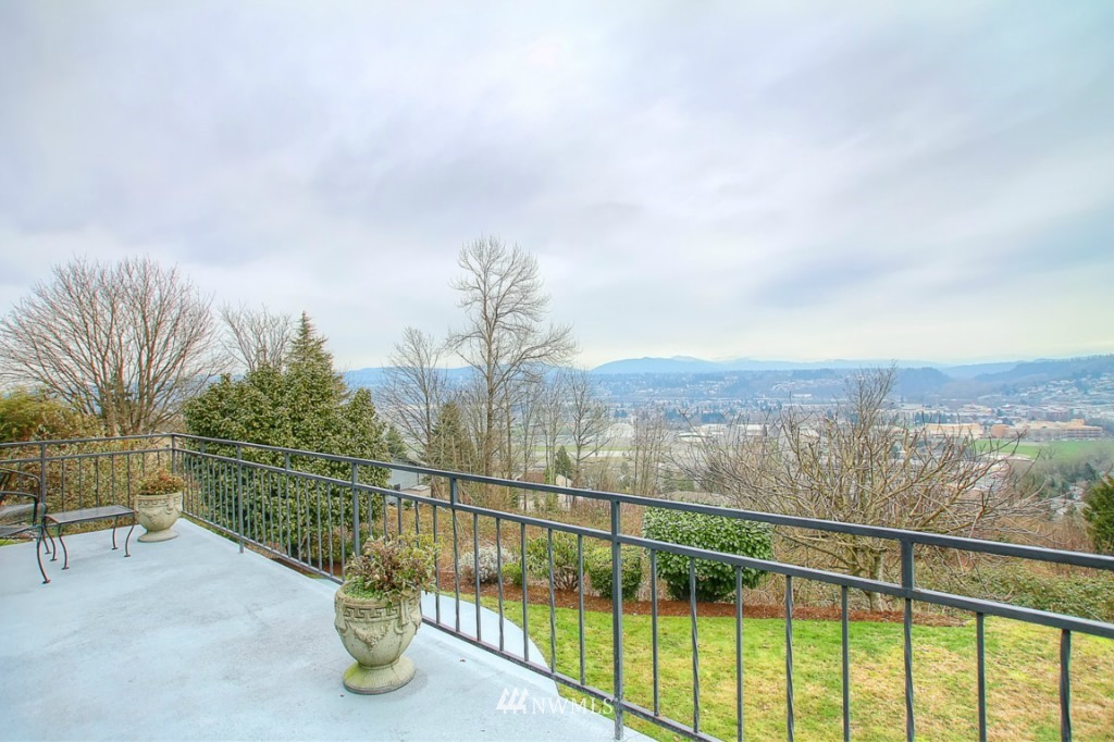 254 Seneca Avenue Northwest Renton, WA 98057 - Photo 13 of 15 Gallery Image 13