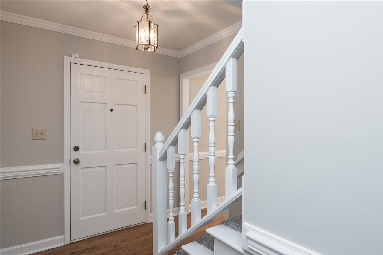 5941 Hampton Ridge Road Raleigh, NC 27603 - Photo 5 of 29 Entry