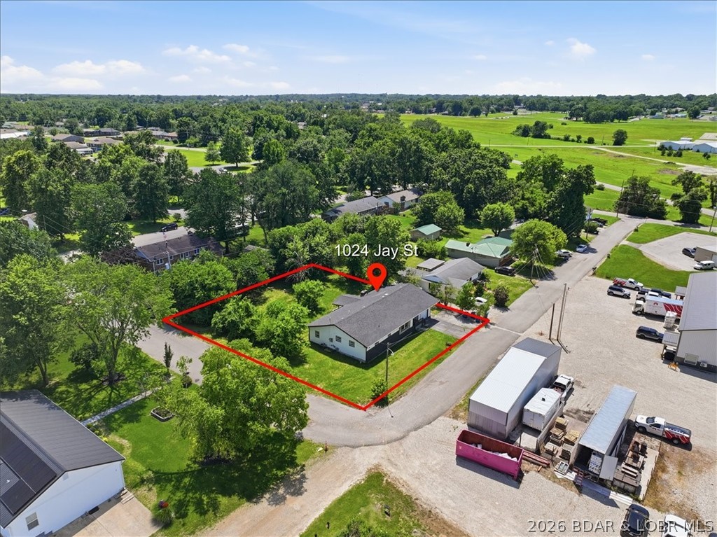 1024 Jay Street Eldon, MO 65026 - Photo 37 of 39