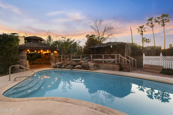 $795,000 | 17047 North 36th Court, Phoenix, AZ 85032