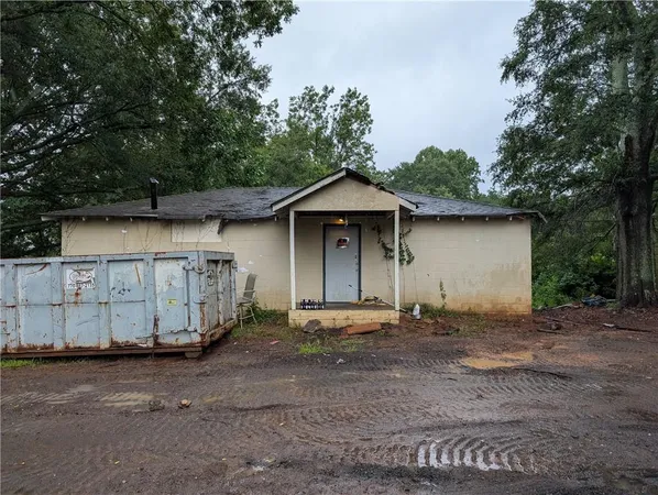 $779,000 | 5729 Jim Crow Road, Flowery Branch, GA 30542