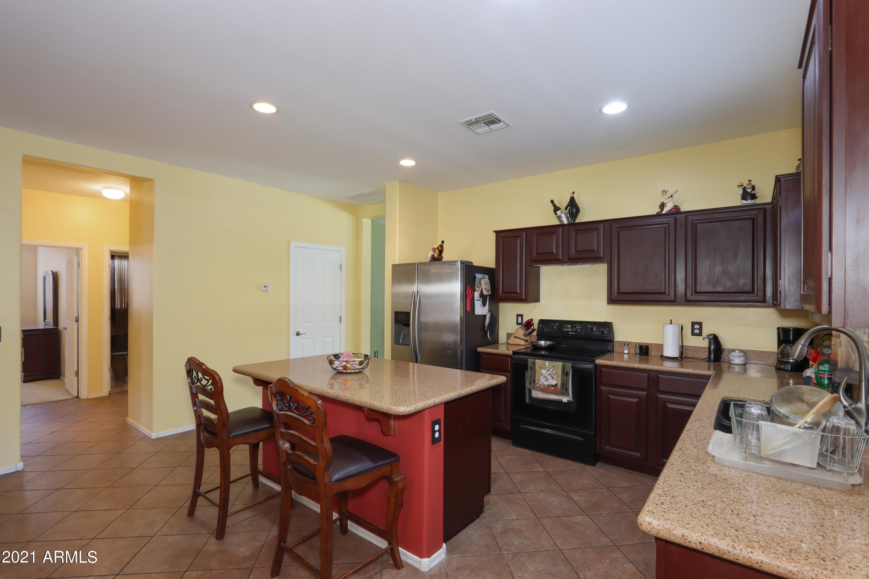 45338 Miramar Road Maricopa, AZ 85139 - Photo 11 of 29 KITCHEN