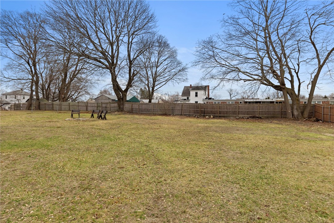52 Blake Street Warwick, RI 02889 - Photo 15 of 19
