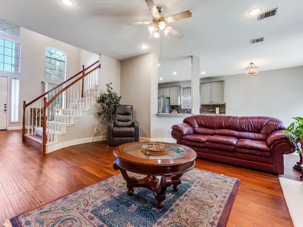 $583,000 | 202 Sweetgum Drive, Murphy, TX 75094