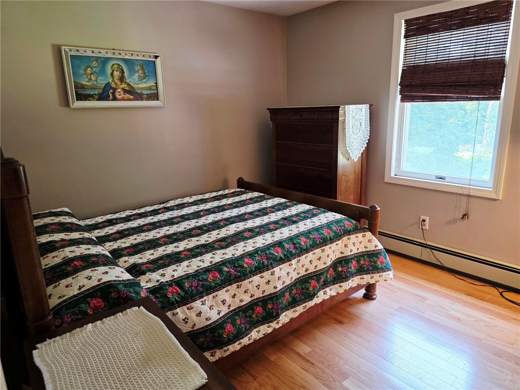 5 Brookview Court Westerly, RI 02891 - Photo 16 of 18 PRIMARAY BEDROOM