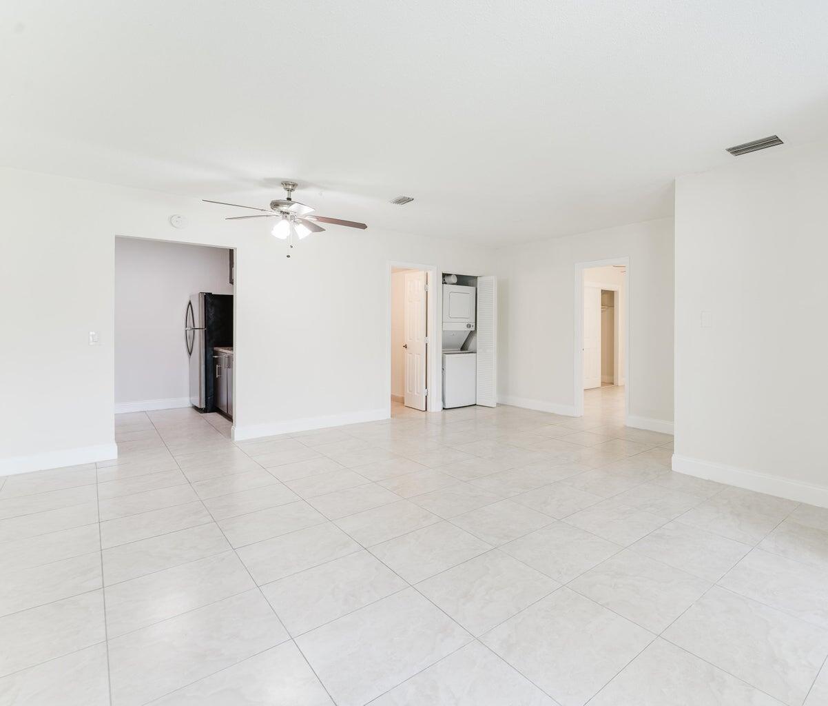 201 Southwest 7th Street, Unit 9 Boca Raton, FL 33432 - Photo 9 of 31 9