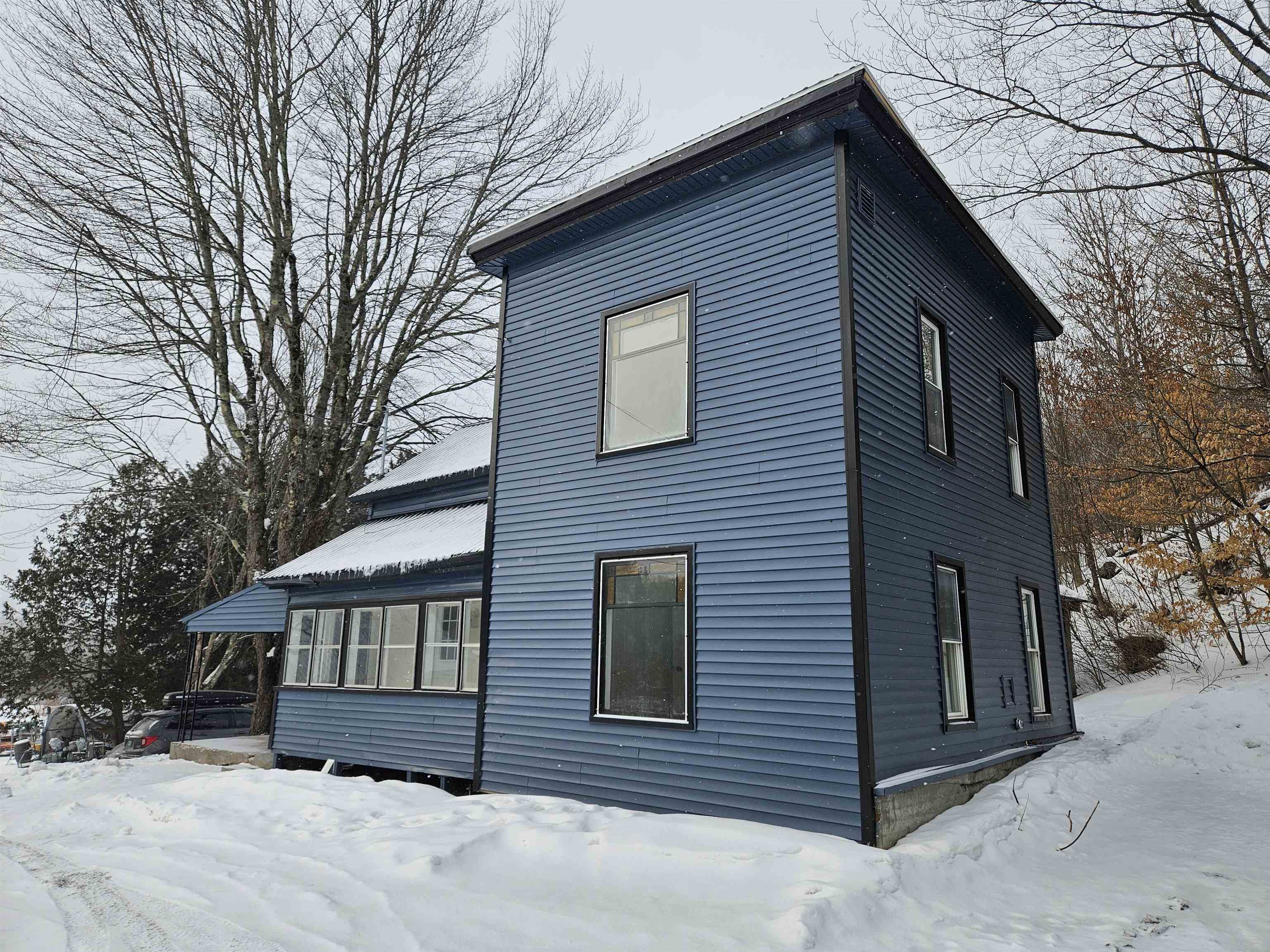 67 Buffalo Street Hardwick, VT 05843 - Photo 2 of 29
