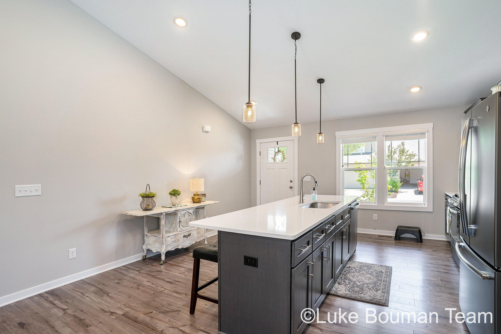 3027 Raspberry Lane Holland, MI 49424 - Photo 4 of 36 DSC02477