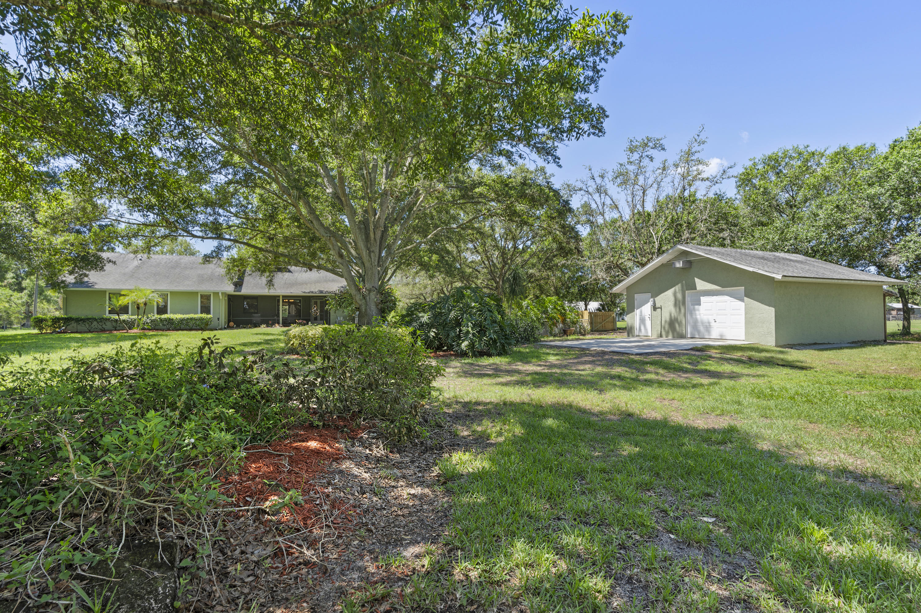 10900 Heil Road Fort Pierce, FL 34945 - Photo 5 of 50 _DSC7343