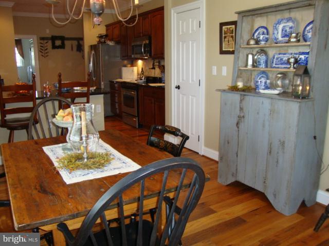127 Bittern Drive Gettysburg, PA 17325 - Photo 17 of 30 Breakfast Nook