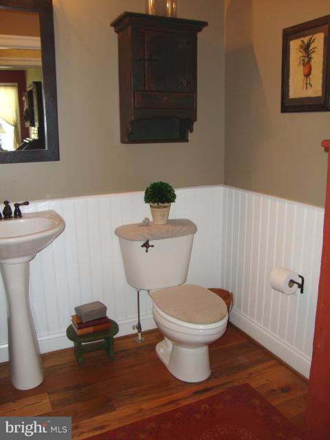 127 Bittern Drive Gettysburg, PA 17325 - Photo 26 of 30 Powder Room