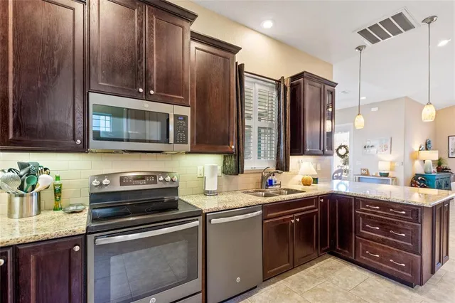 $473,750 | 1030 Crossroads Drive, Polk City, FL 33868