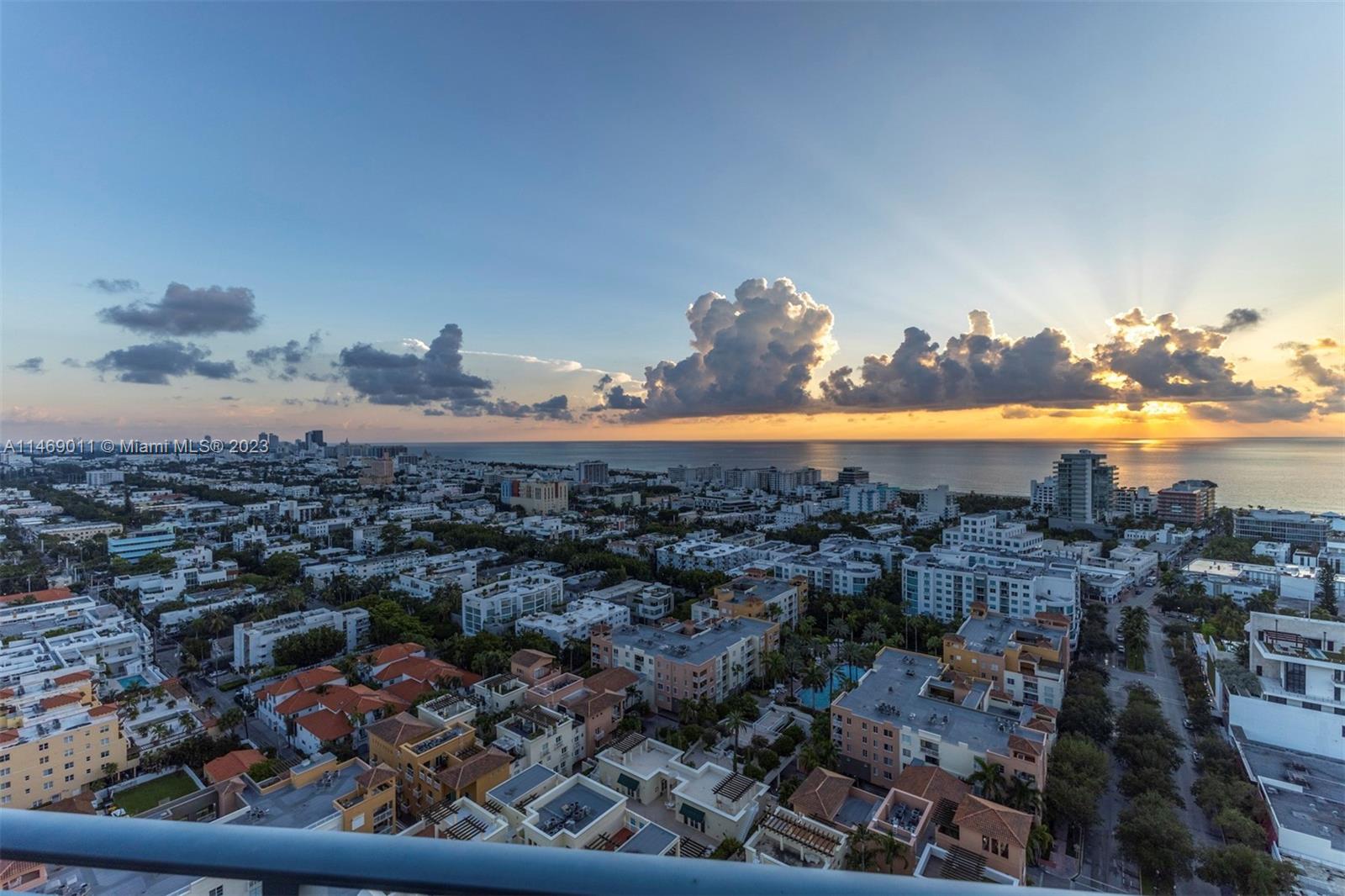 90 Alton Road, Unit 2807 Miami Beach, FL 33139 - Photo 30 of 30 a view of a city