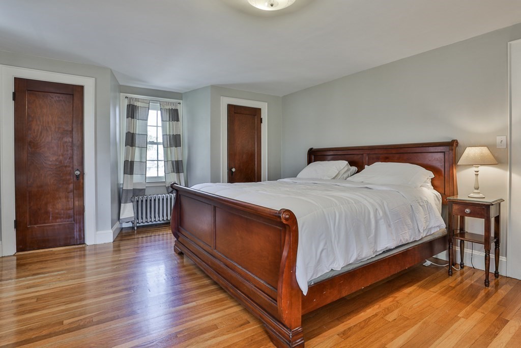 1272 Brook Road Milton, MA 02186 - Photo 27 of 38 Gallery Image 27
