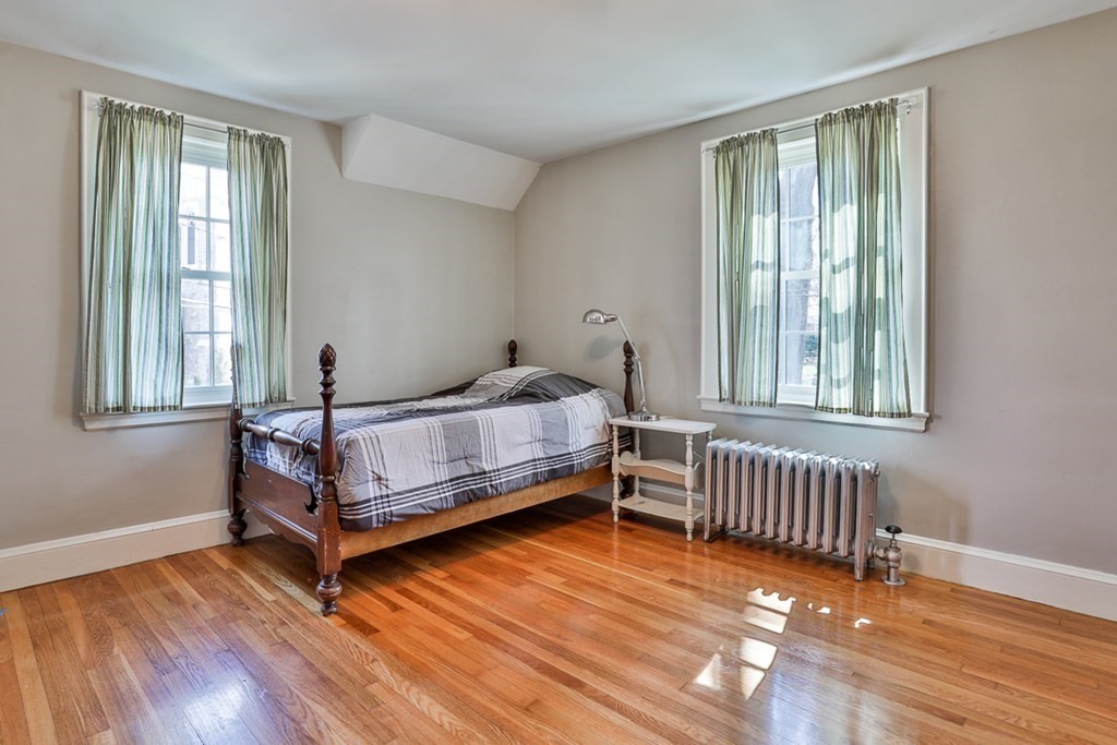 1272 Brook Road Milton, MA 02186 - Photo 29 of 38 Gallery Image 29