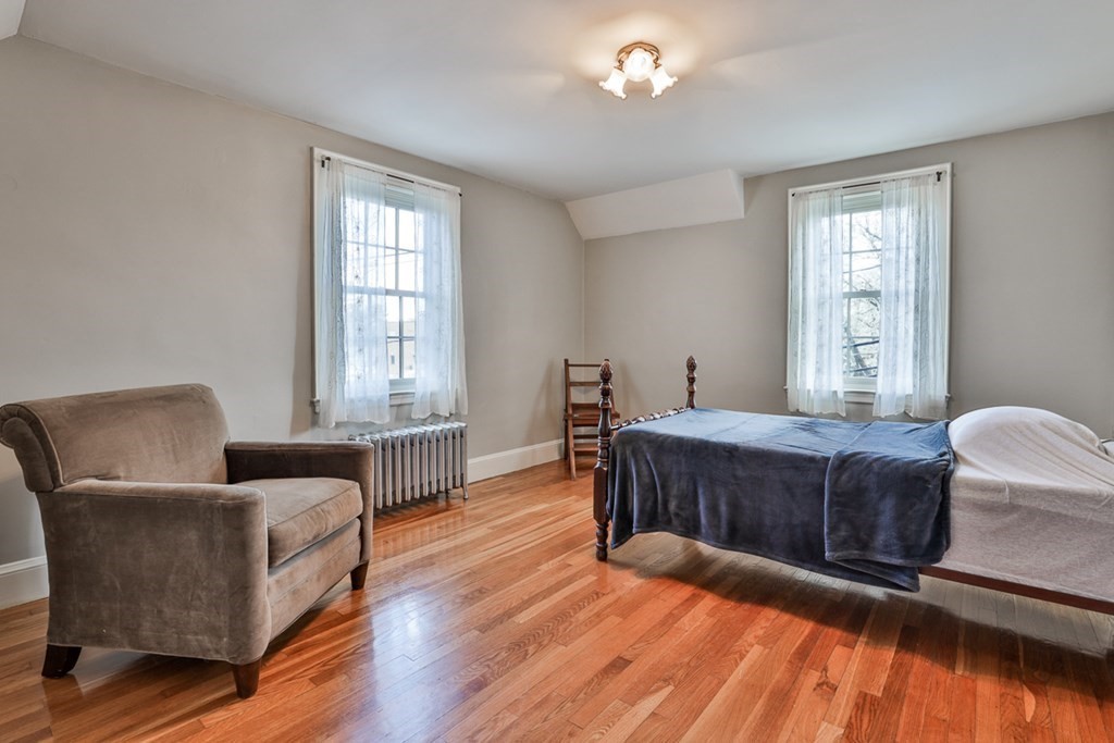 1272 Brook Road Milton, MA 02186 - Photo 33 of 38 Gallery Image 33