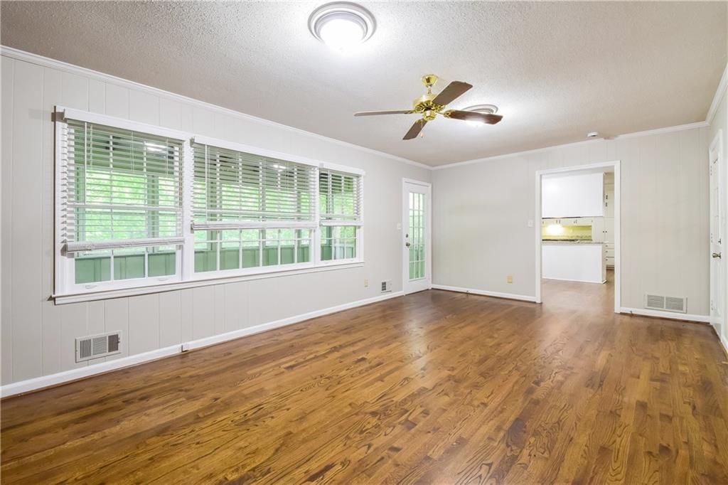 4533 Holliston Road Atlanta, GA 30360 - Photo 12 of 14 Gallery Image 12