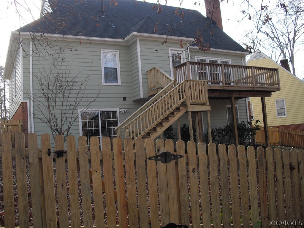 5501 Chatmoss Road Midlothian, VA 23112 - Photo 28 of 29 a view of a house with wooden deck