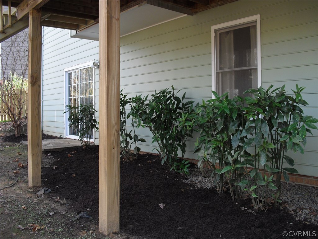 5501 Chatmoss Road Midlothian, VA 23112 - Photo 29 of 29 a view of a door and a window