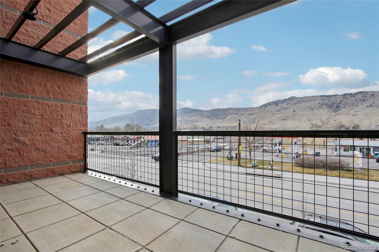 4520 Broadway, Unit 208 Boulder, CO 80304 - Photo 21 of 39 a view of outdoor space