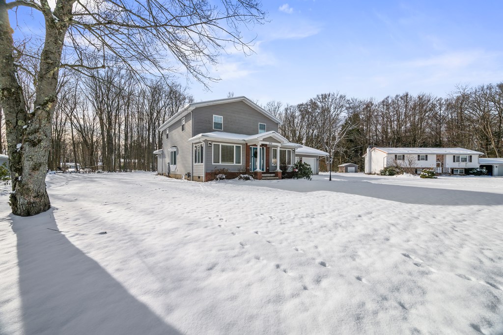 239 Parallel Street Pleasantville, PA 16341 - Photo 3 of 44 Gallery Image 3