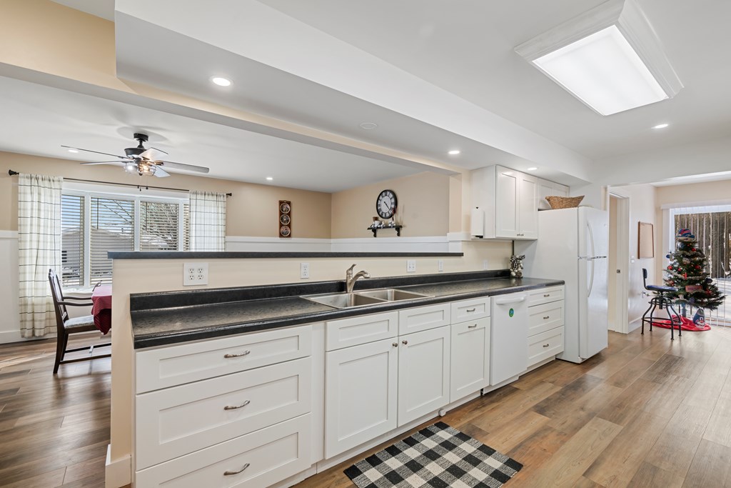 239 Parallel Street Pleasantville, PA 16341 - Photo 6 of 44 Gallery Image 6