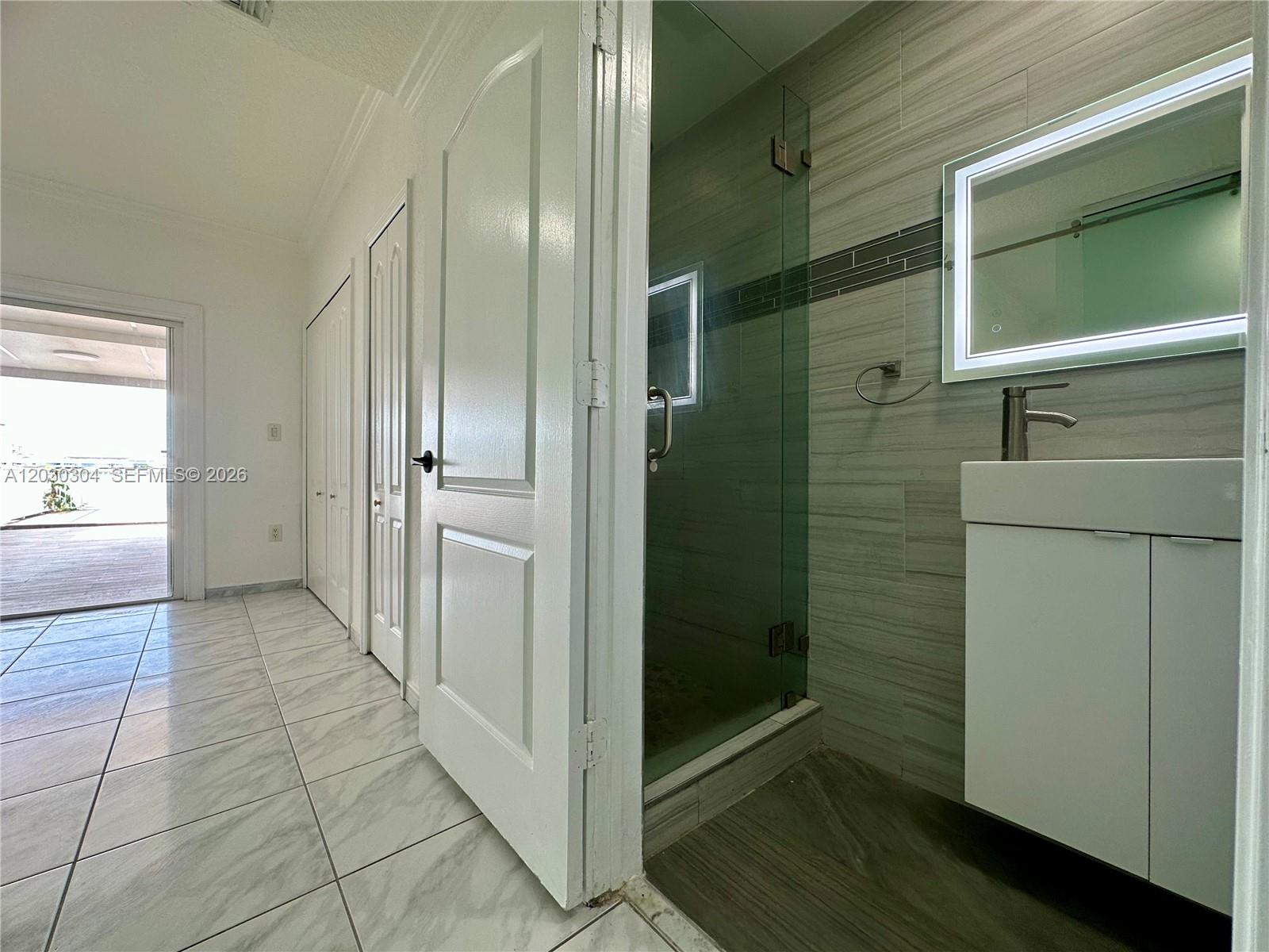 9837 West Okeechobee Road, Unit 805 Hialeah Gardens, FL 33016 - Photo 11 of 33