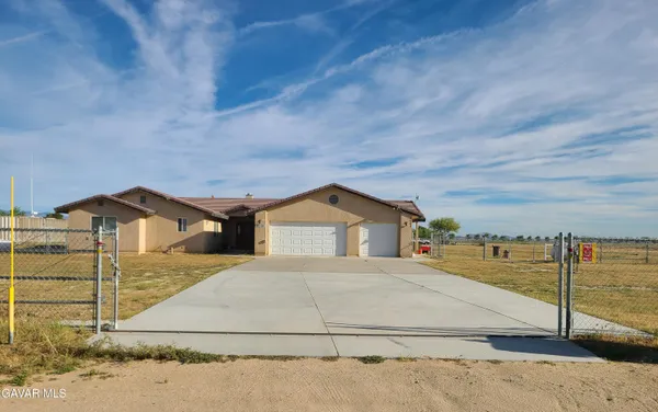 $680,000 | 8009 West Ave D 12, Lancaster, CA 93536