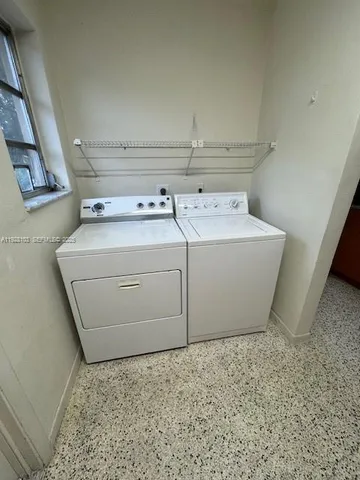 $2,400 | West Flagler, Miami, FL 33126