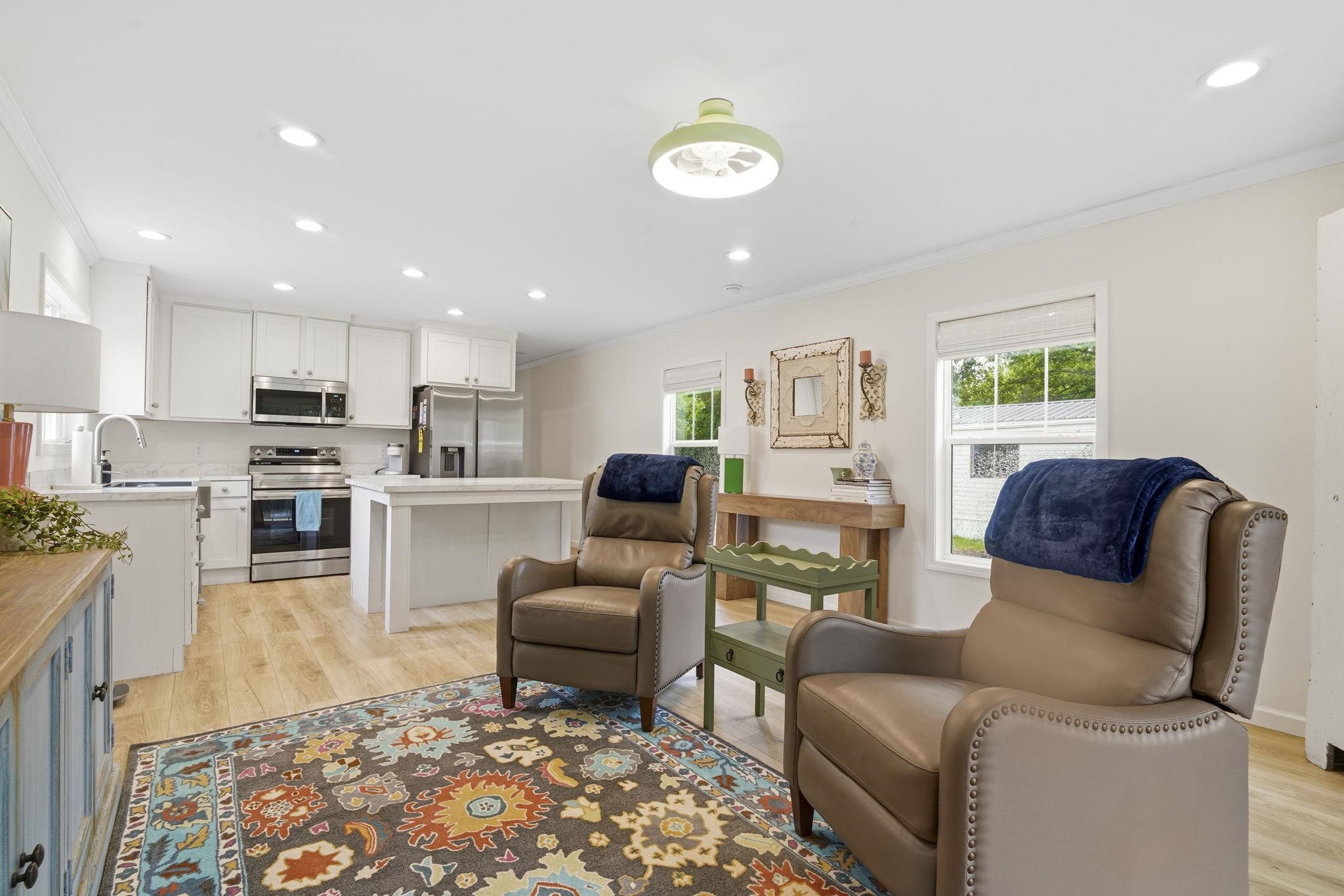 23 Crooked Island Circle Murrells Inlet, SC 29576 - Photo 4 of 33