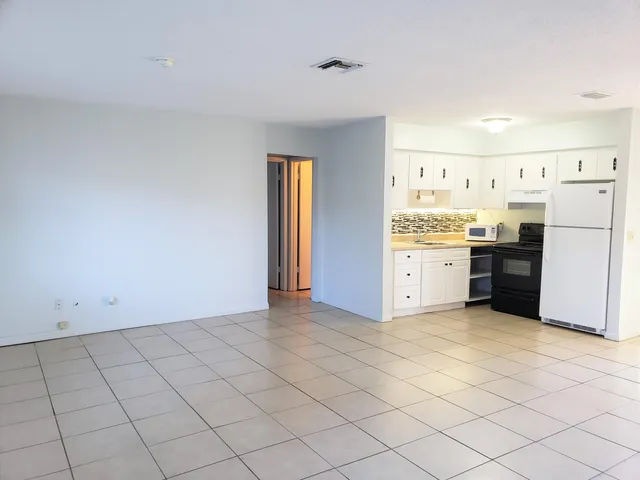 $1,895 | 4752 Southeast Ebbtide Avenue, Unit 4752, Stuart, FL 34997