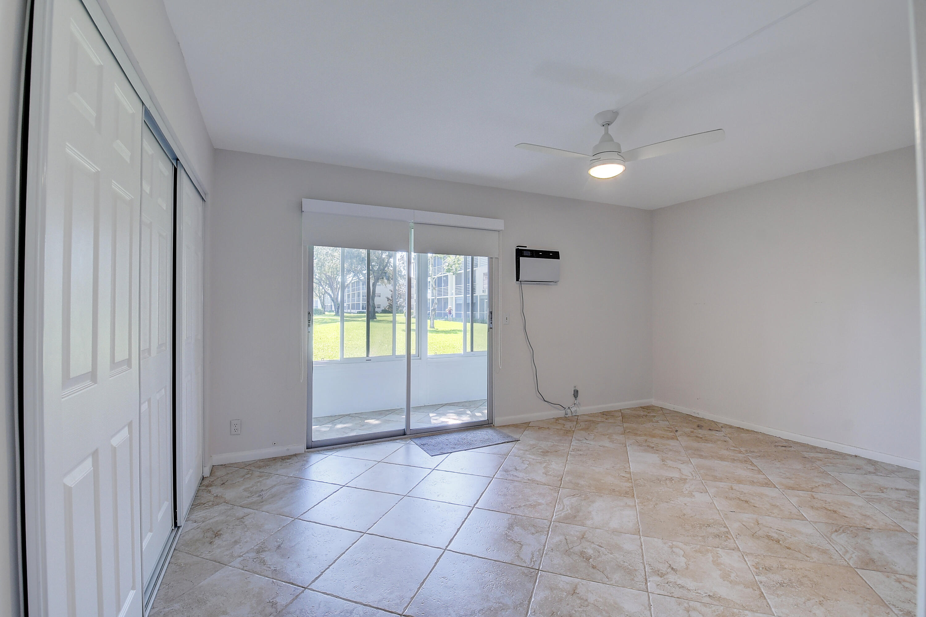 261 Preston Way, Unit G Boca Raton, FL 33434 - Photo 13 of 46 Bedroom