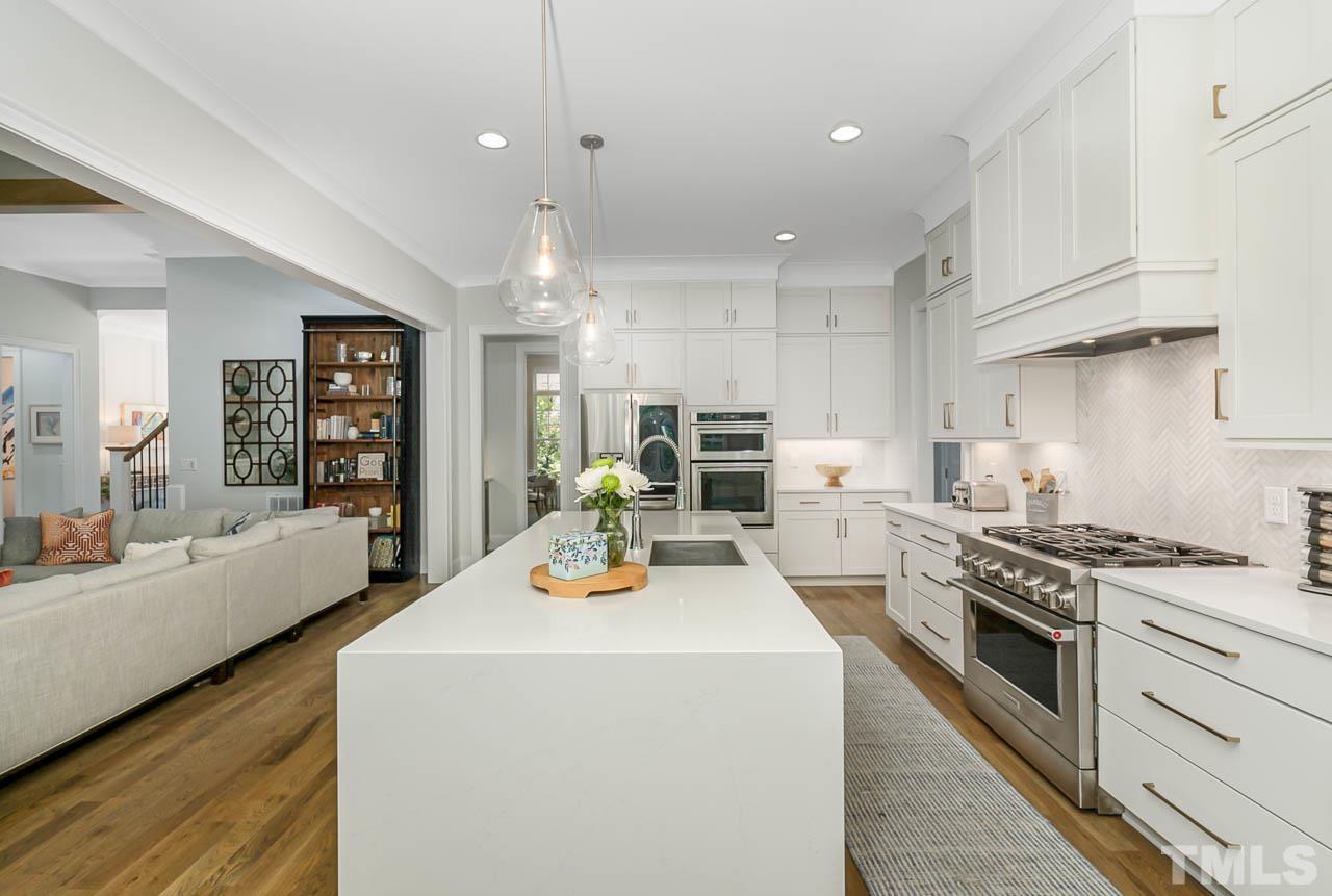 4012 Fencrest Court Raleigh, NC 27613 - Photo 12 of 36
