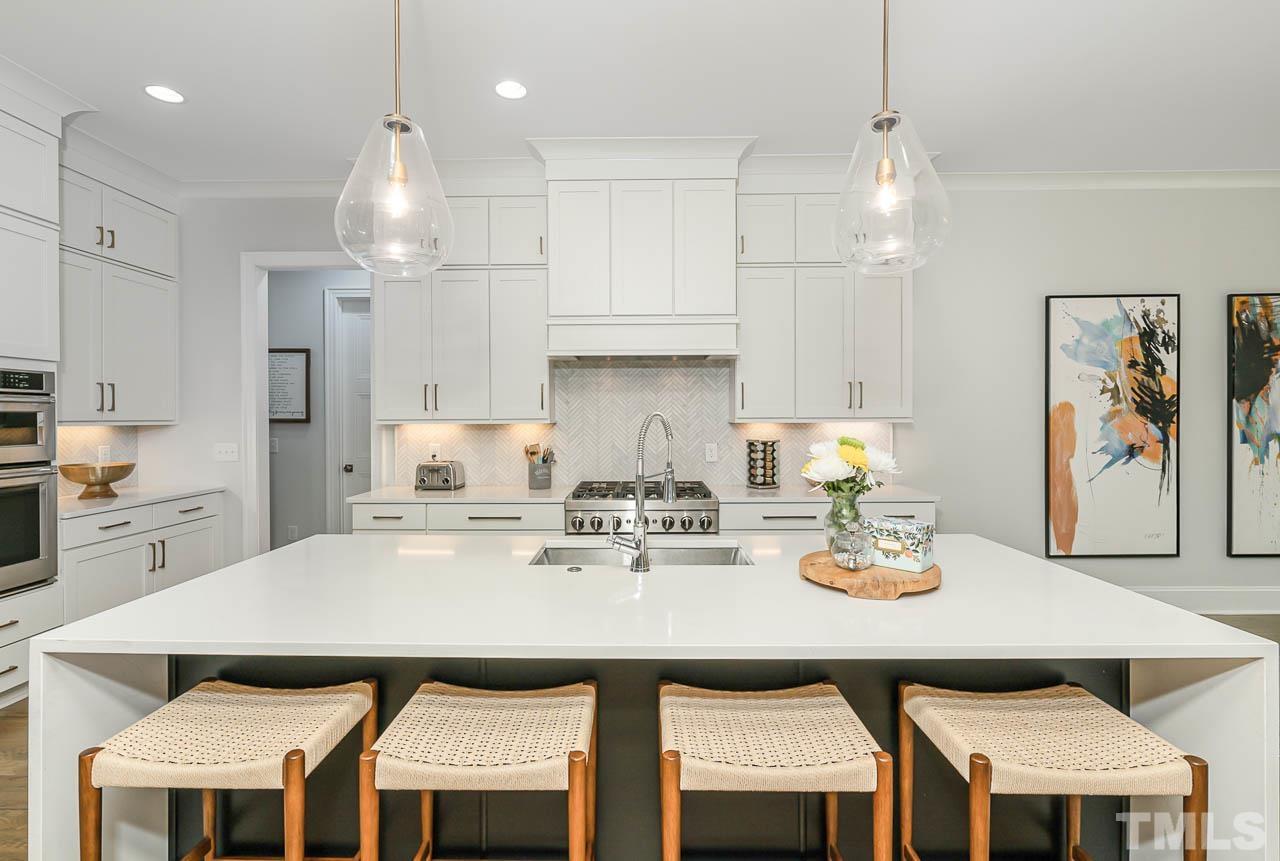 4012 Fencrest Court Raleigh, NC 27613 - Photo 13 of 36