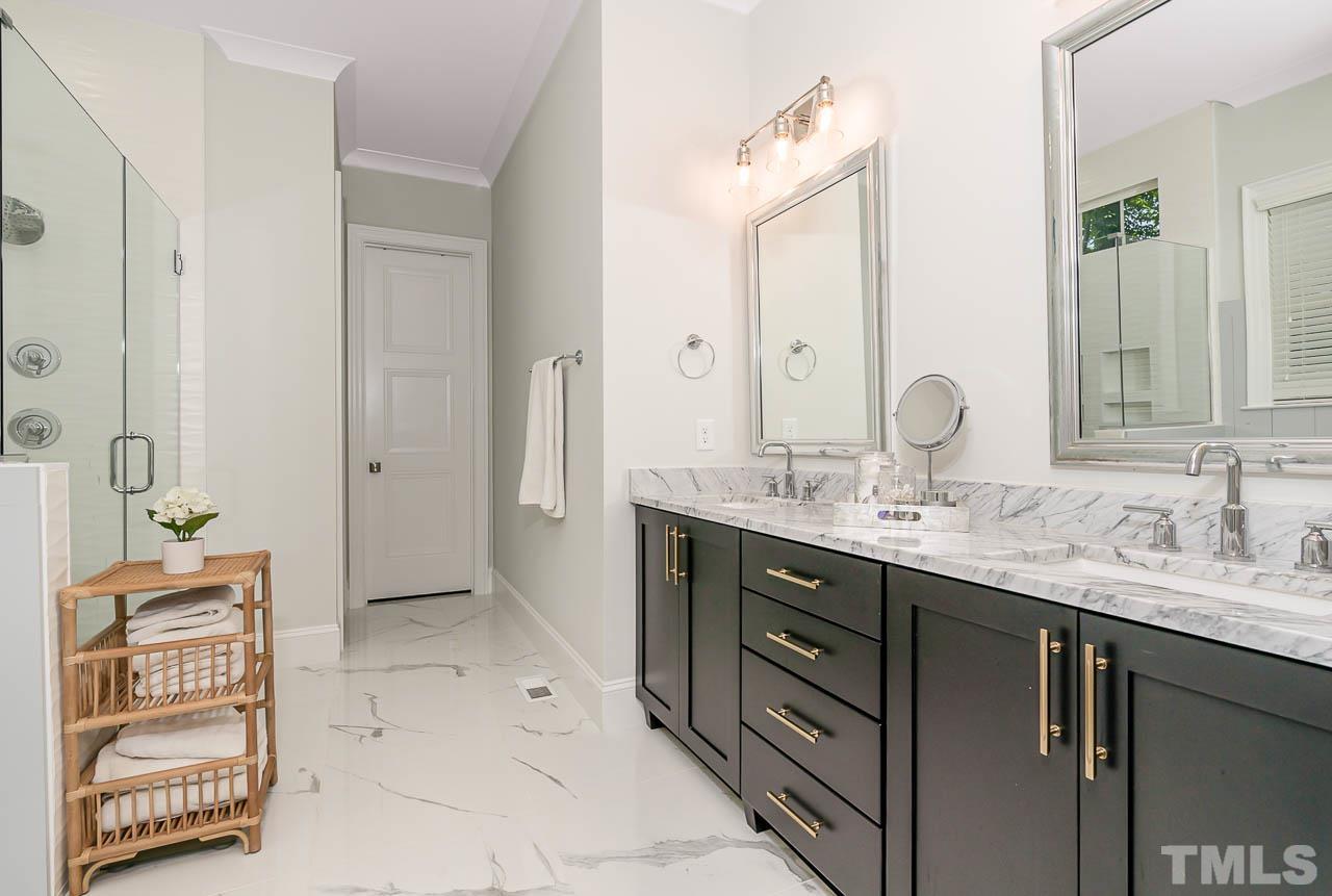 4012 Fencrest Court Raleigh, NC 27613 - Photo 18 of 36