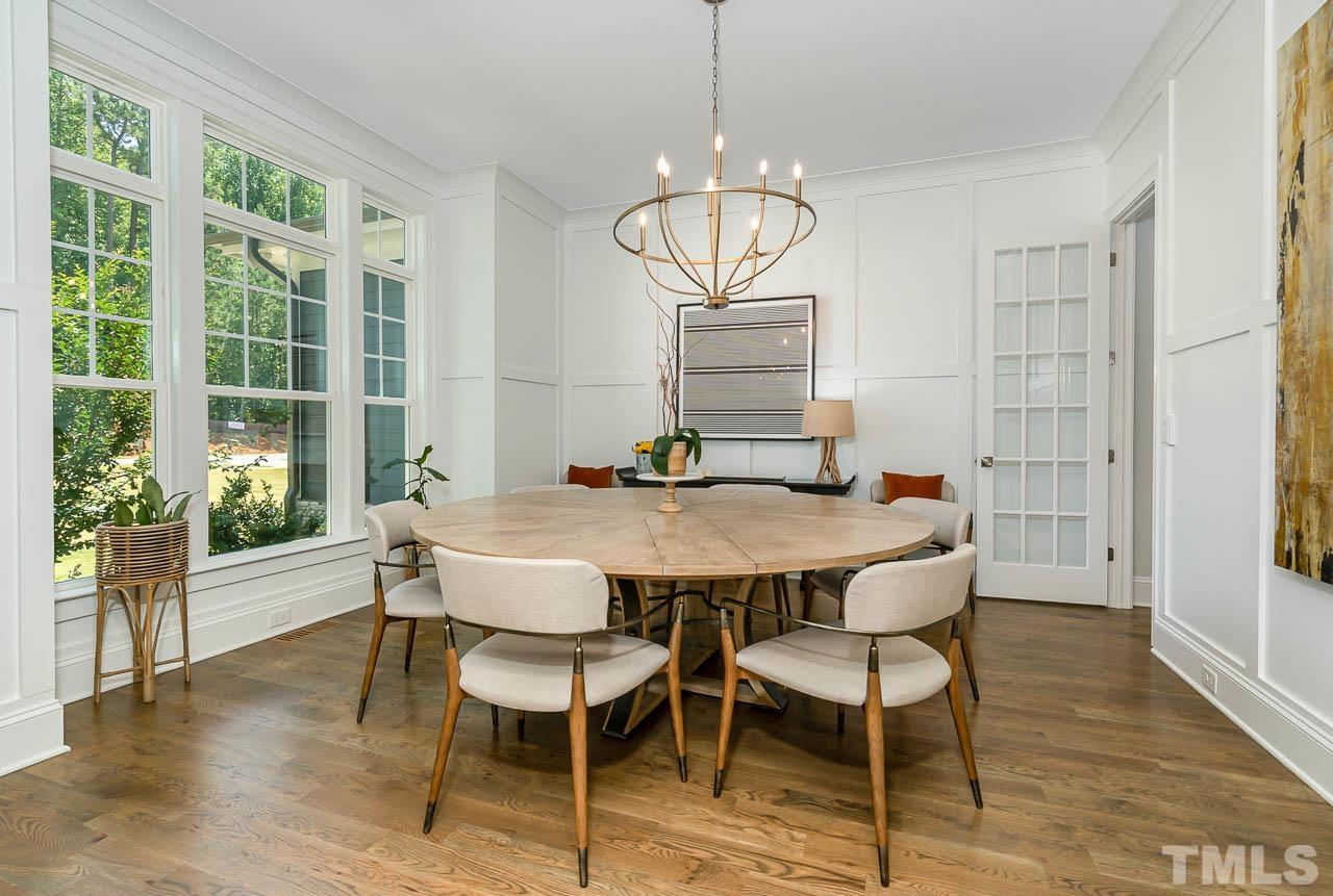 4012 Fencrest Court Raleigh, NC 27613 - Photo 5 of 36