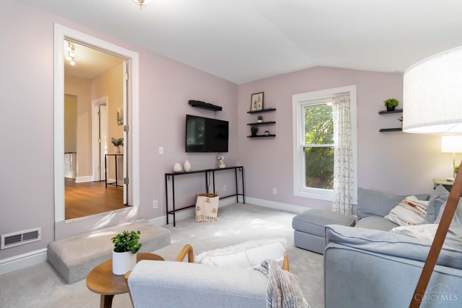 6633 Roe Street Cincinnati, OH 45227 - Photo 39 of 50 Gallery Image 39